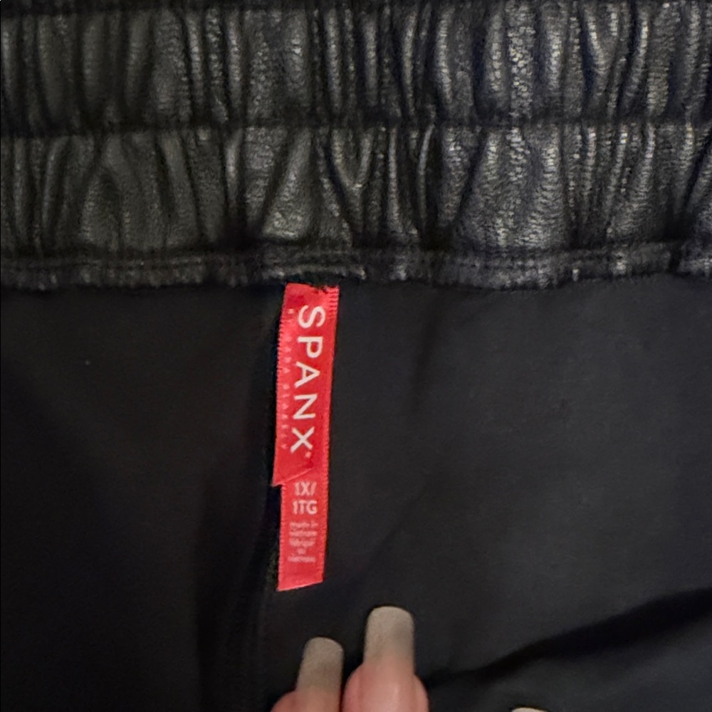 SPANX Black Straight Leg Women's Pants - Picture 4 of 5